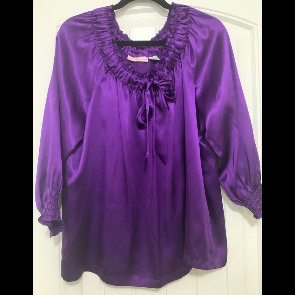 🔴SOLD ON FACEBOOK🔴100% large silk blouse - Picture 2 of 7